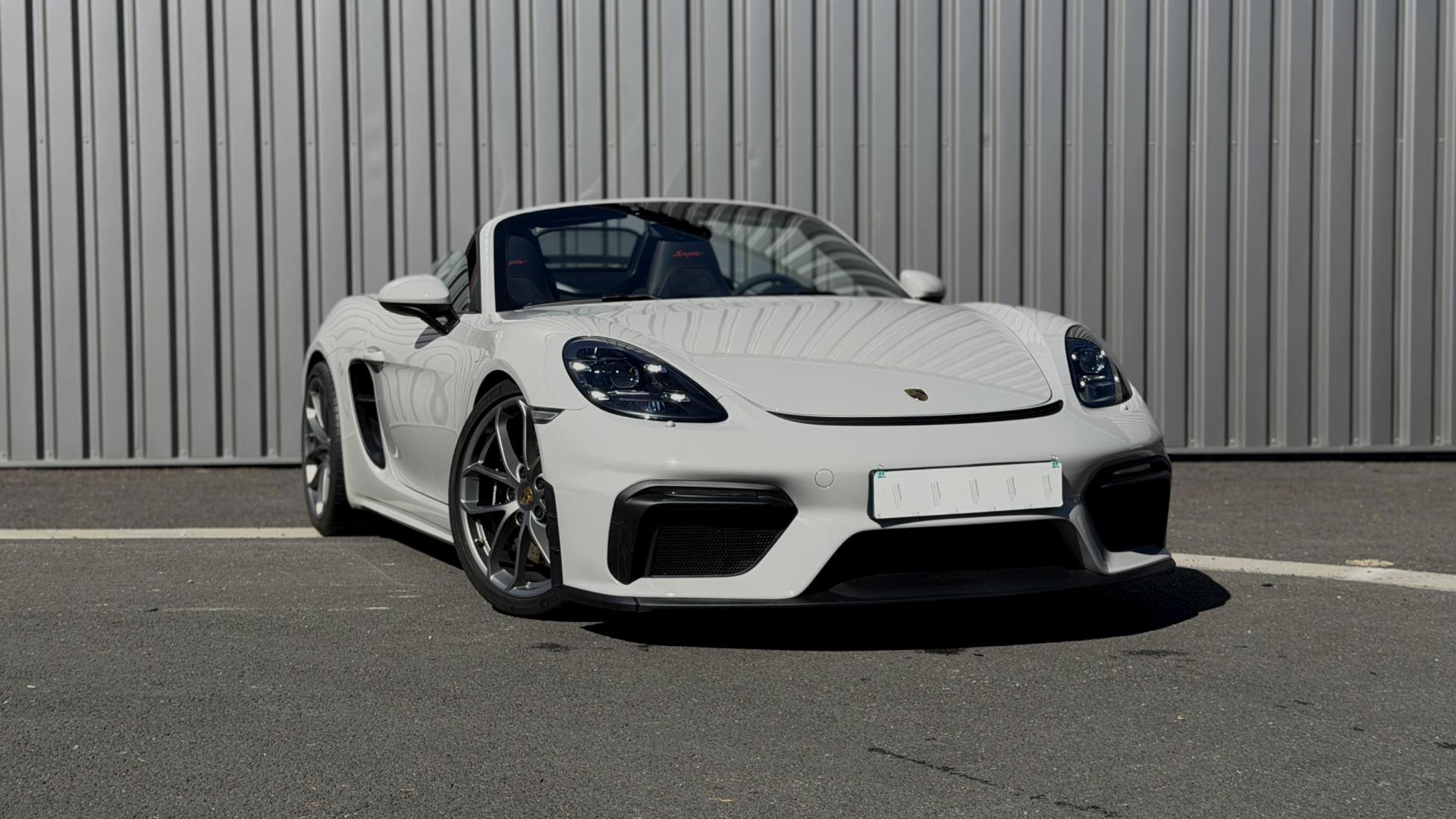 PORSCHE 718