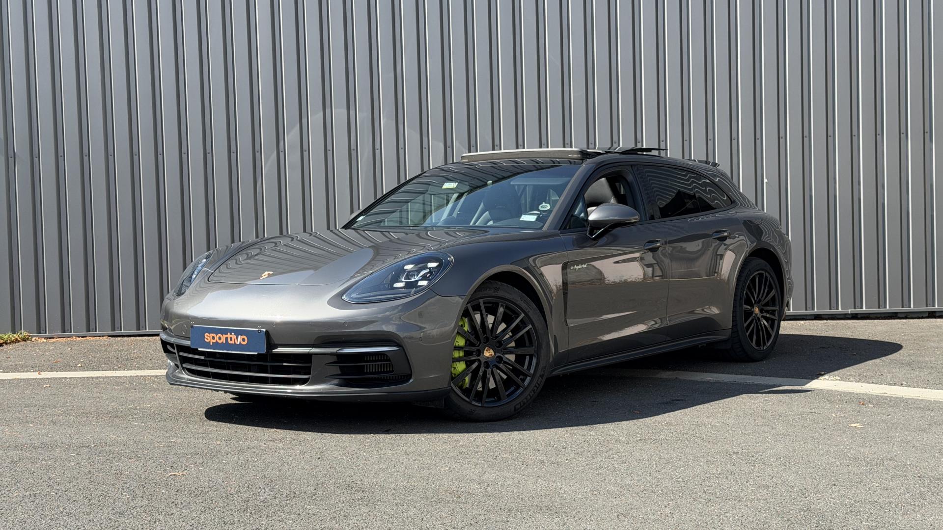 PORSCHE PANAMERA