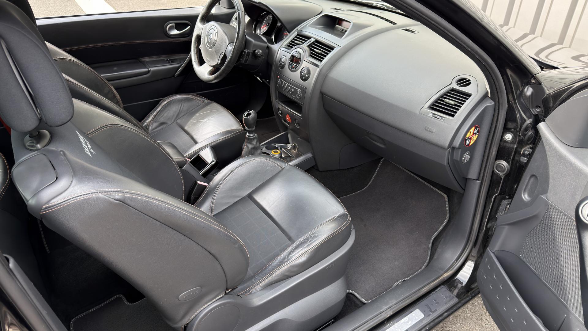 Renault Megane — photo 22 sur 30