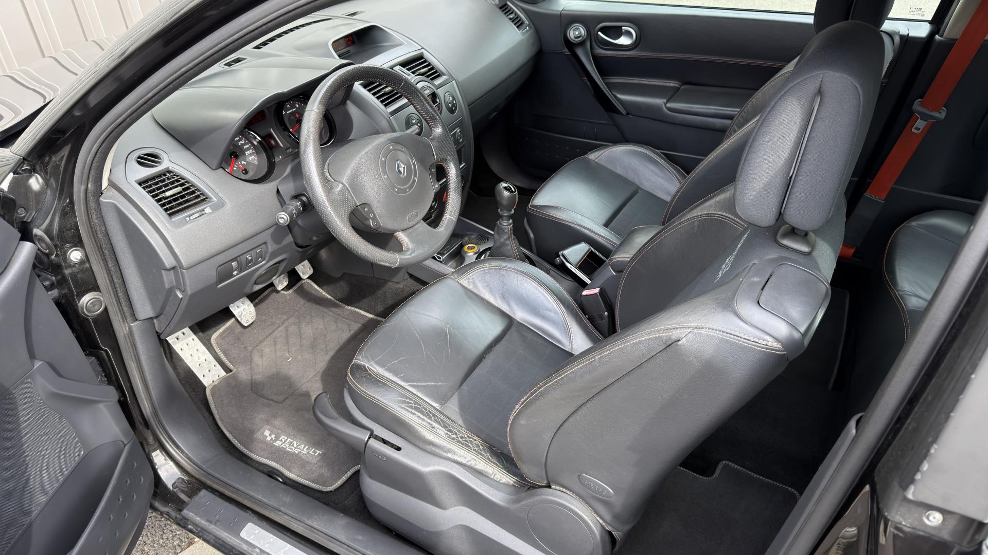 Renault Megane — photo 11 sur 30