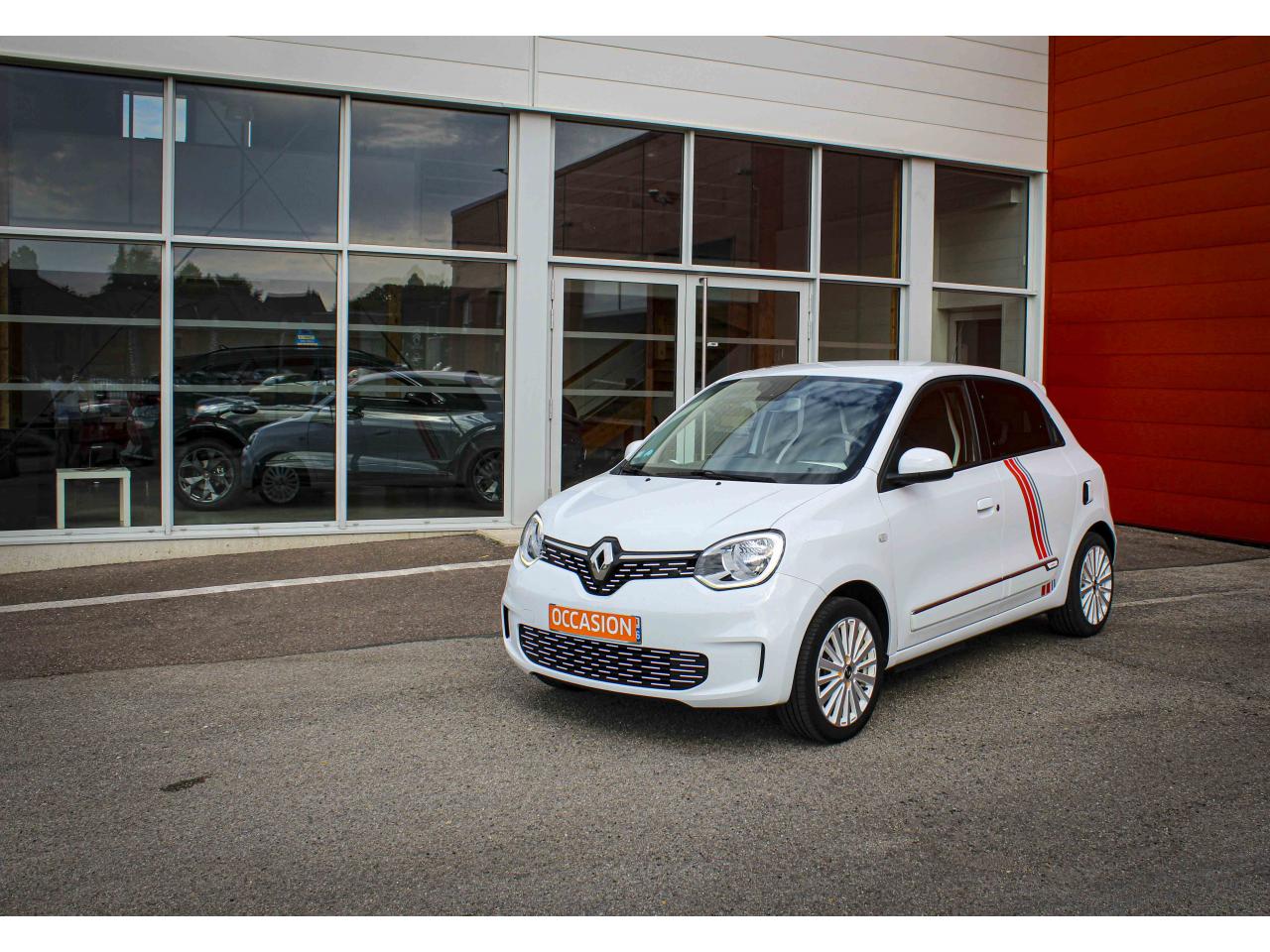 RENAULT TWINGO E-Tech Electrique Achat intégral  III BERLINE Vibes PHASE 2