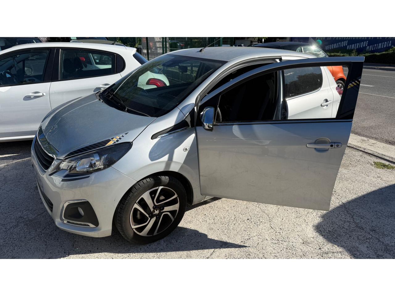 PEUGEOT 108 1.0 VTI 12V 72cv GT Line
