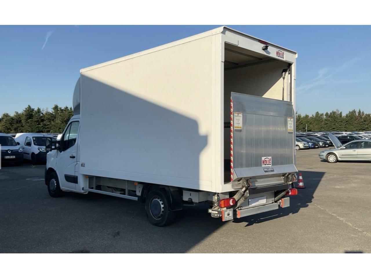 RENAULT MASTER III Châssis simple Cabine Gd Confort F3500 L3 2.3 Energy dCi 145CV Hayon 29158.33 EUR H
