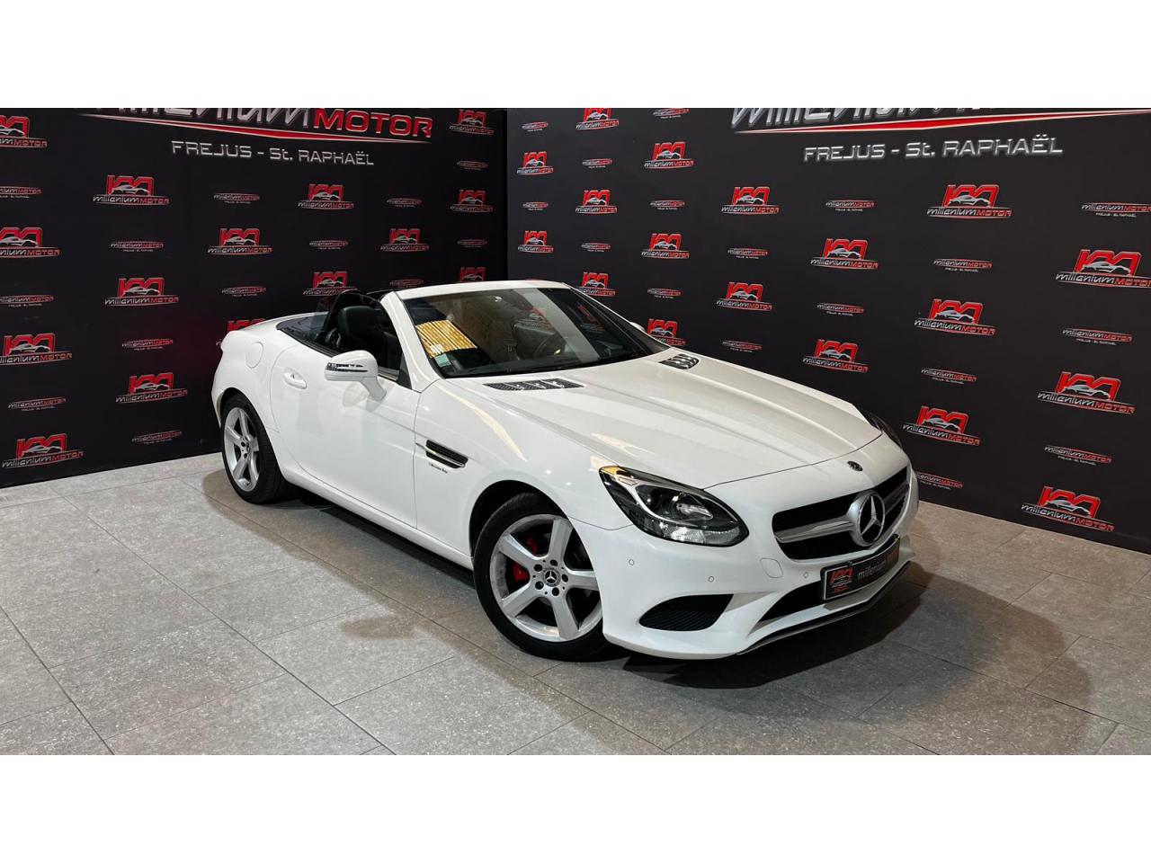 MERCEDES CLASSE SLC 180 - 1.6i - 156ch - AMG LINE - Garantie 6 mois
