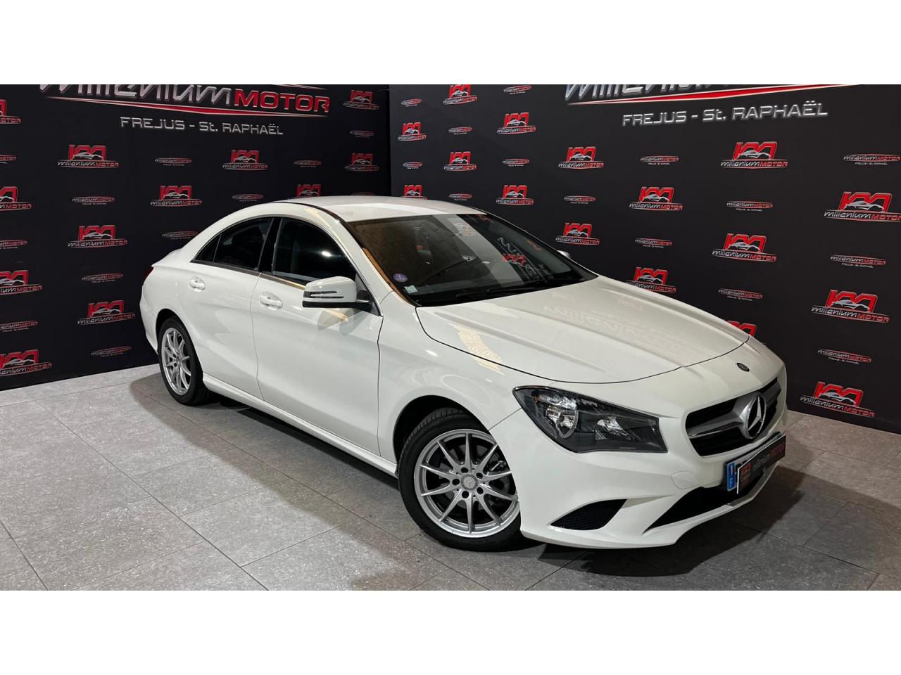 MERCEDES CLA