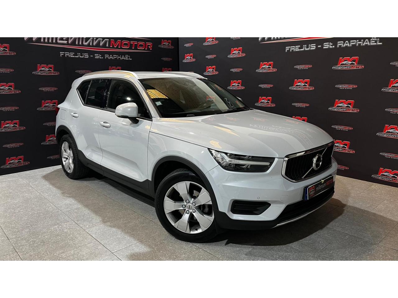 VOLVO XC40 D3 AdBlue - 150ch - BVA Geartronic  Momentum - Garantie 6 mois