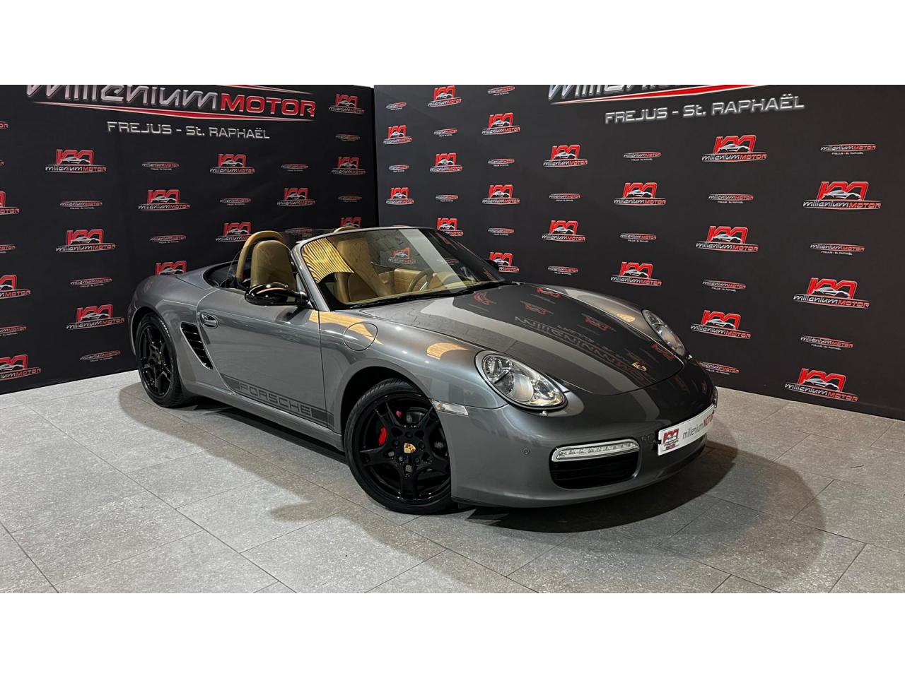 PORSCHE BOXSTER