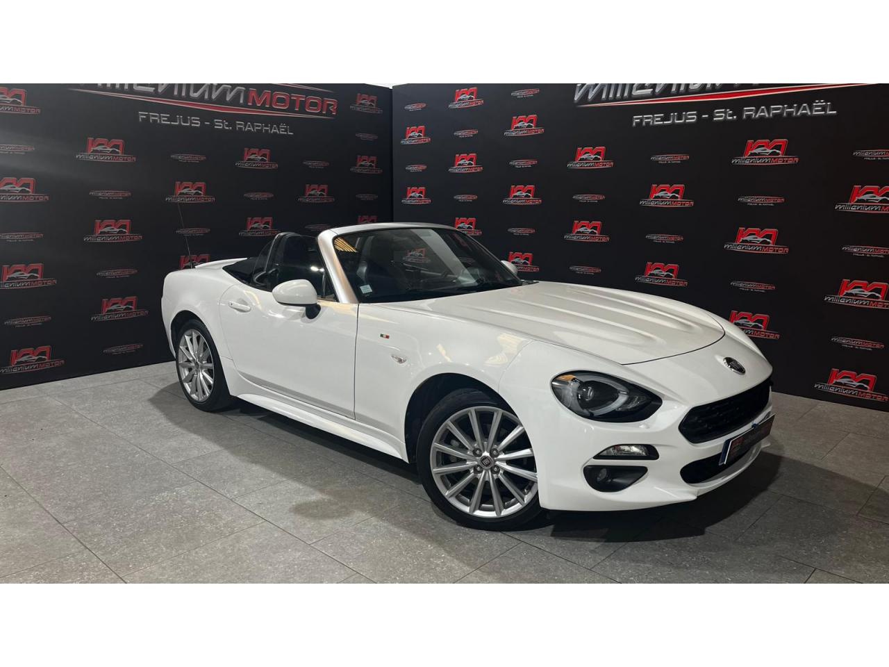 FIAT FIAT 124 SPIDER