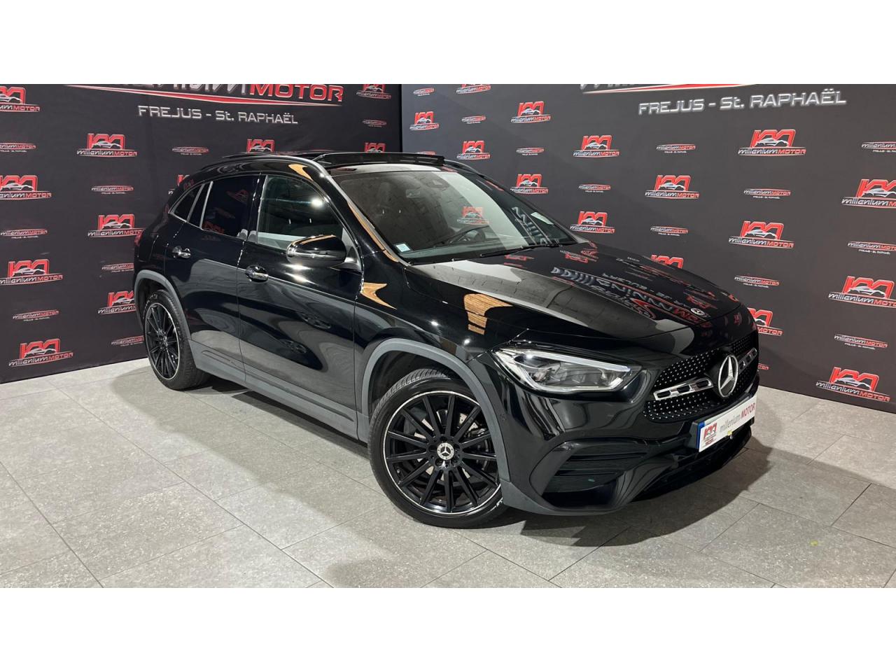 MERCEDES GLA