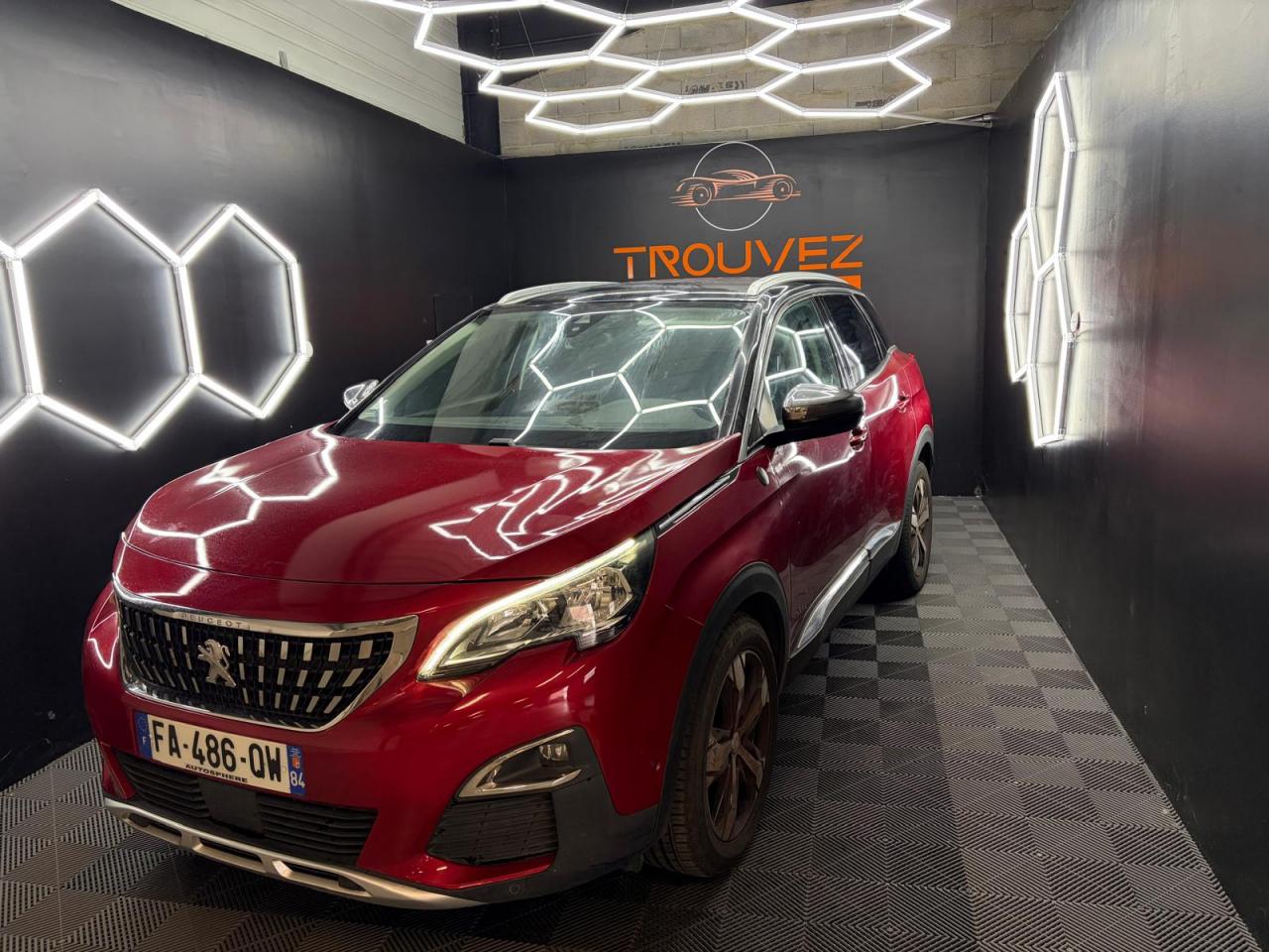 PEUGEOT 3008