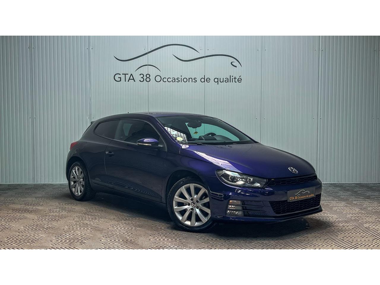 VOLKSWAGEN SCIROCCO 2.0 TDI 150CH BLUEMOTION TECHNOLOGY FAP R-LINE 7CV
