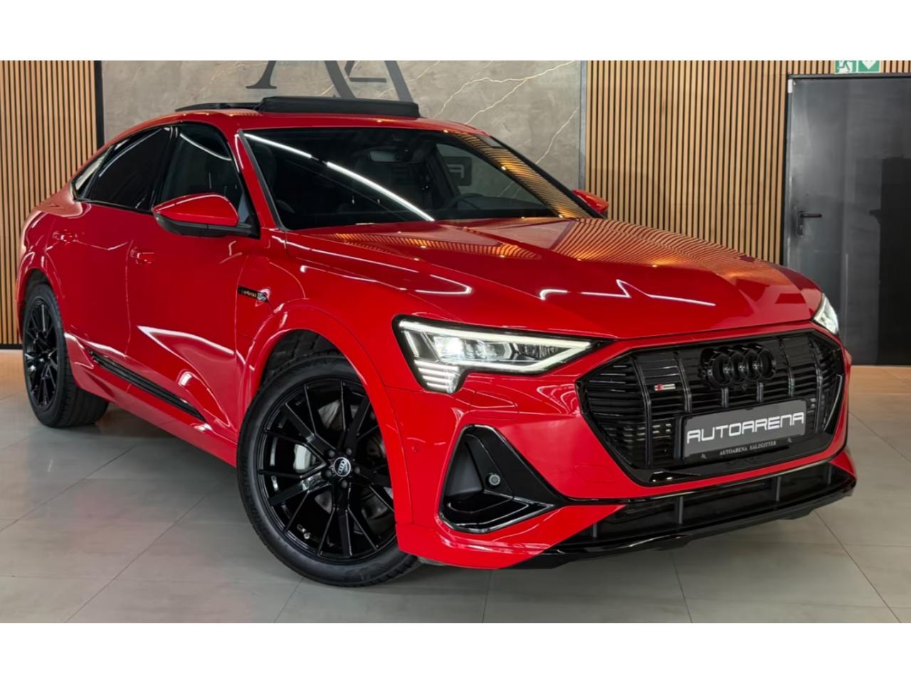 AUDI E-TRON SPORTBACK 55 408ch S Line e-quattro - toit ouvrant - caméra 360 - carplay - matrix