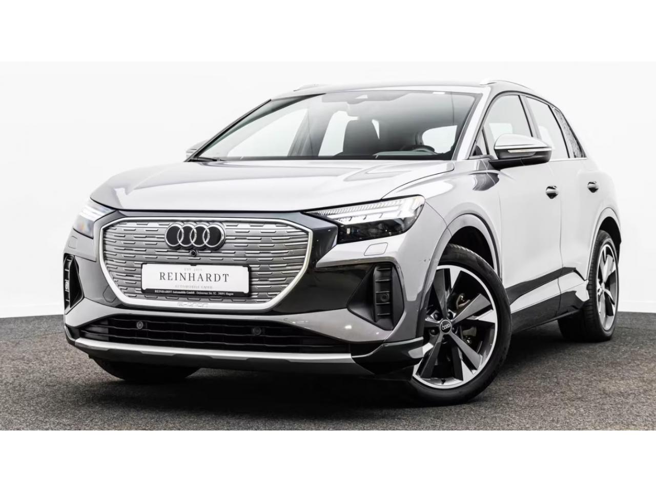 AUDI Q4 e-tron 45 e-tron 265ch - Camera - CarPlay