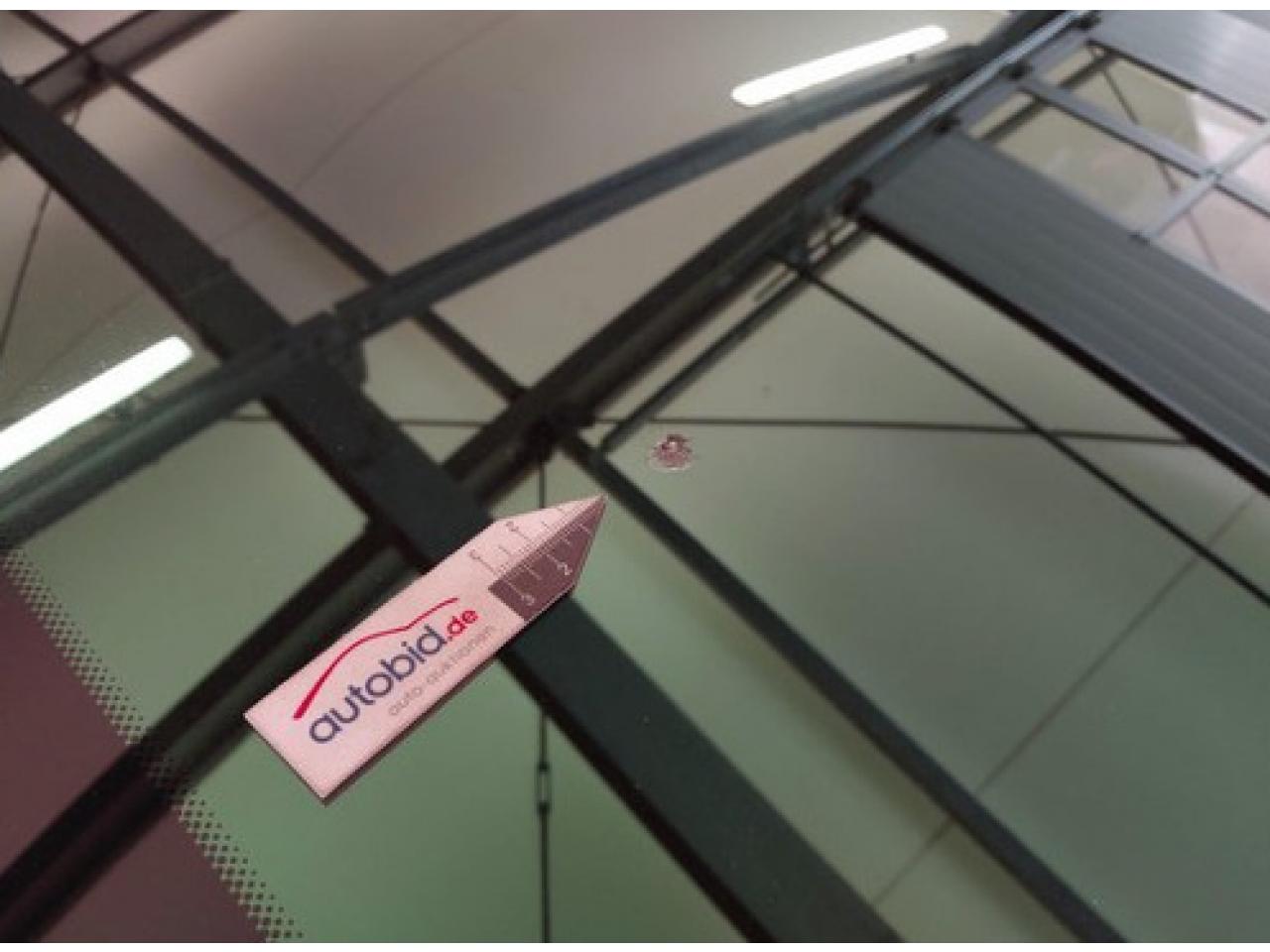 Thumbnail 37