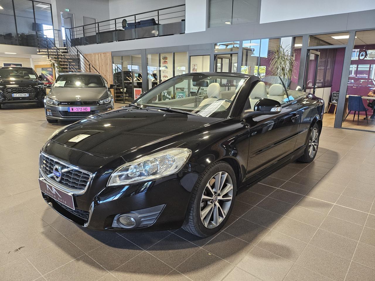 VOLVO C70