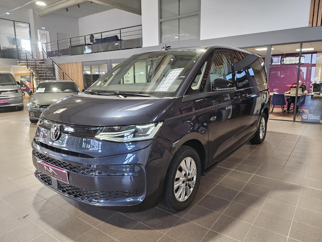 VOLKSWAGEN MULTIVAN